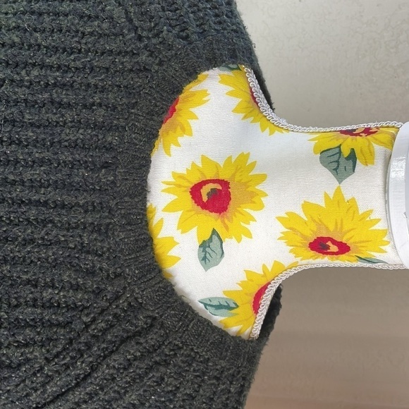 American Eagle Outfitters ~ Knit Soft Sweater - Picture 5 of 8